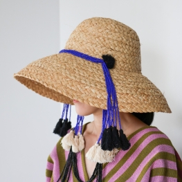 Weaving hat with Karen blue tassels