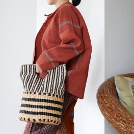 Striped cotton basket bag with handheld