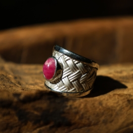 Rhodium-plated silver ring with red ruby and blue sapphire