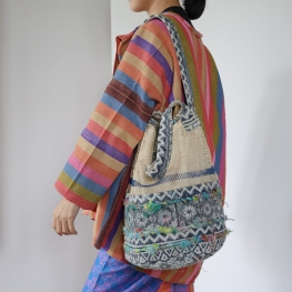 Ethnic bucket bag with natural stripe piad-2
