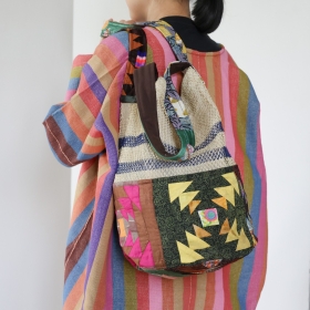 Patchwork bucket bag with natural & indigo piad